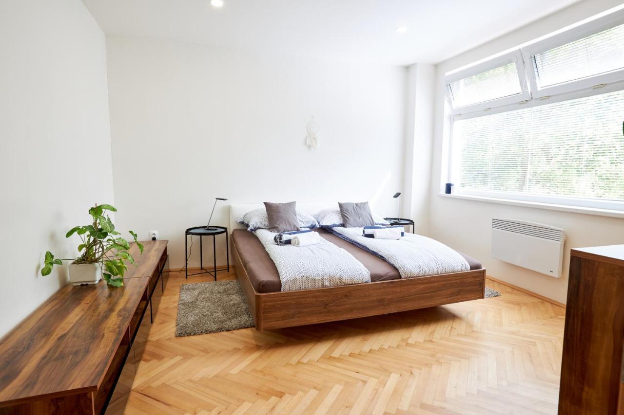 Penzion Kozi Horka U Brnenske Prehrady Brno Exterior foto