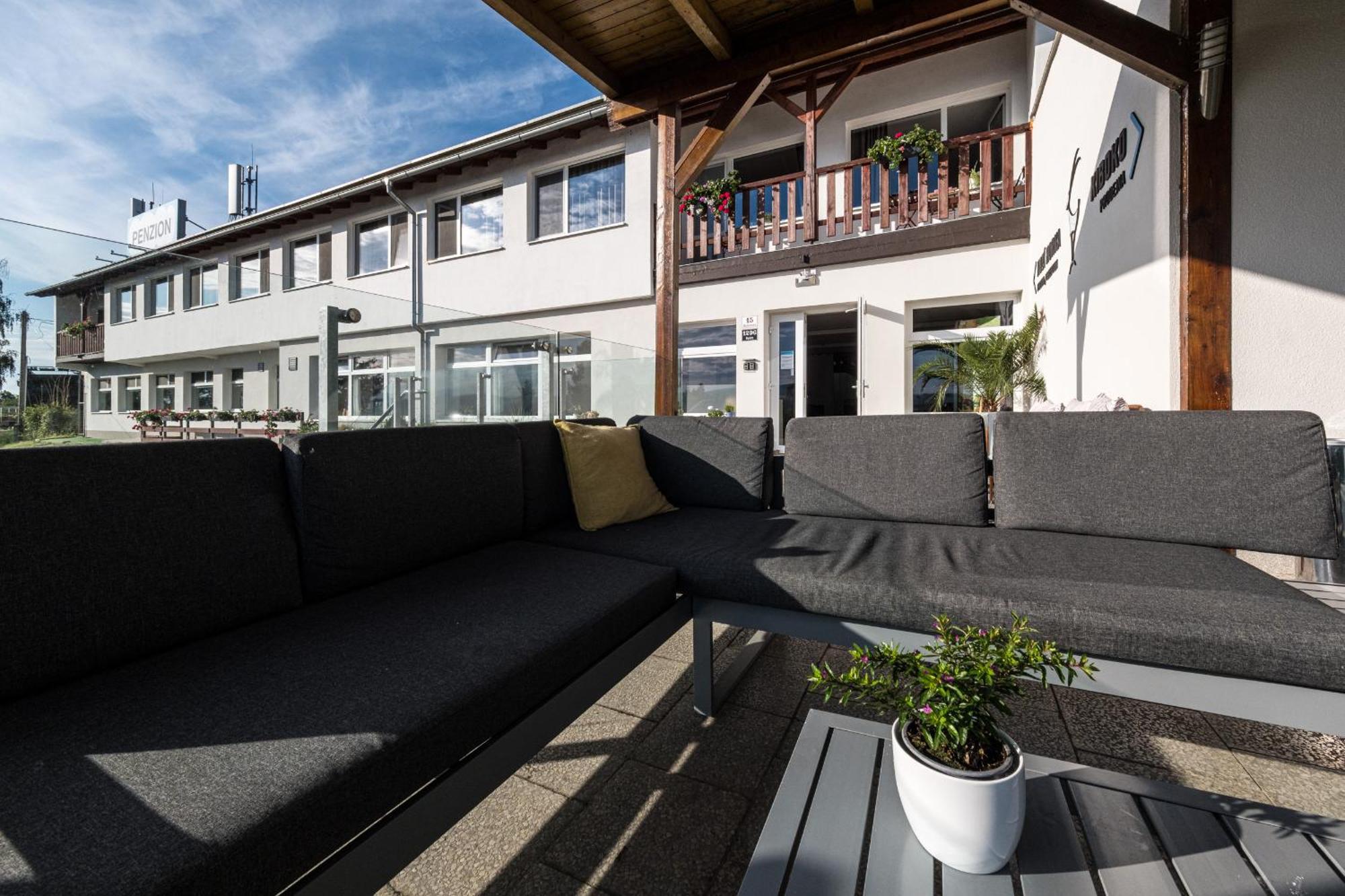 Penzion Kozi Horka U Brnenske Prehrady Brno Exterior foto