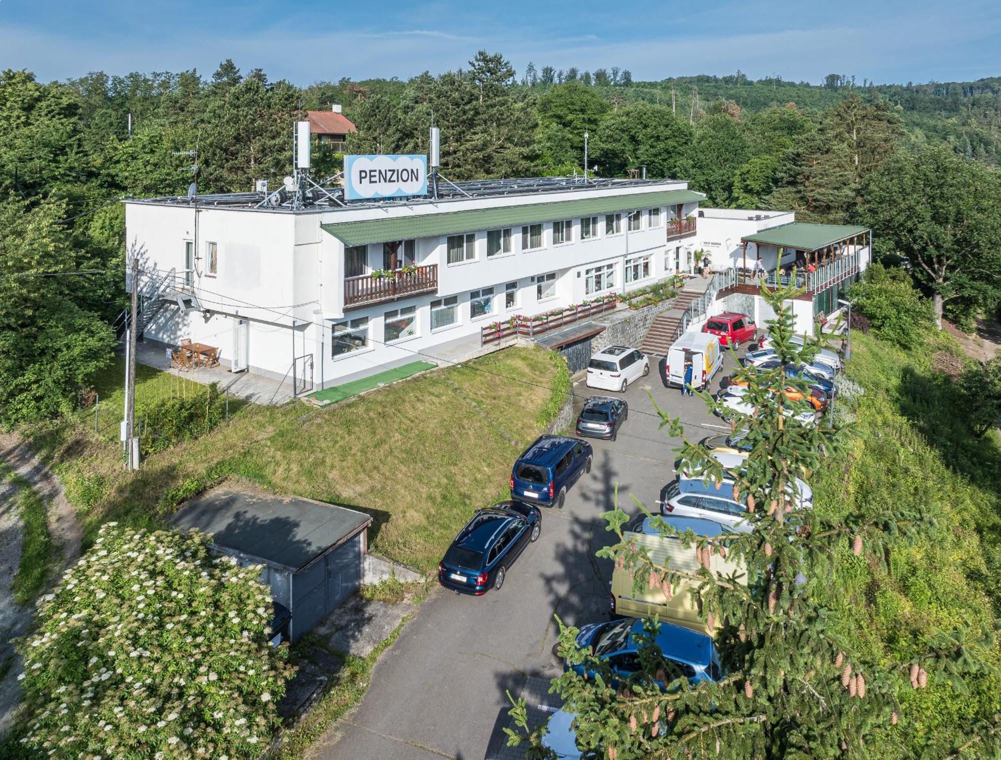 Penzion Kozi Horka U Brnenske Prehrady Brno Exterior foto