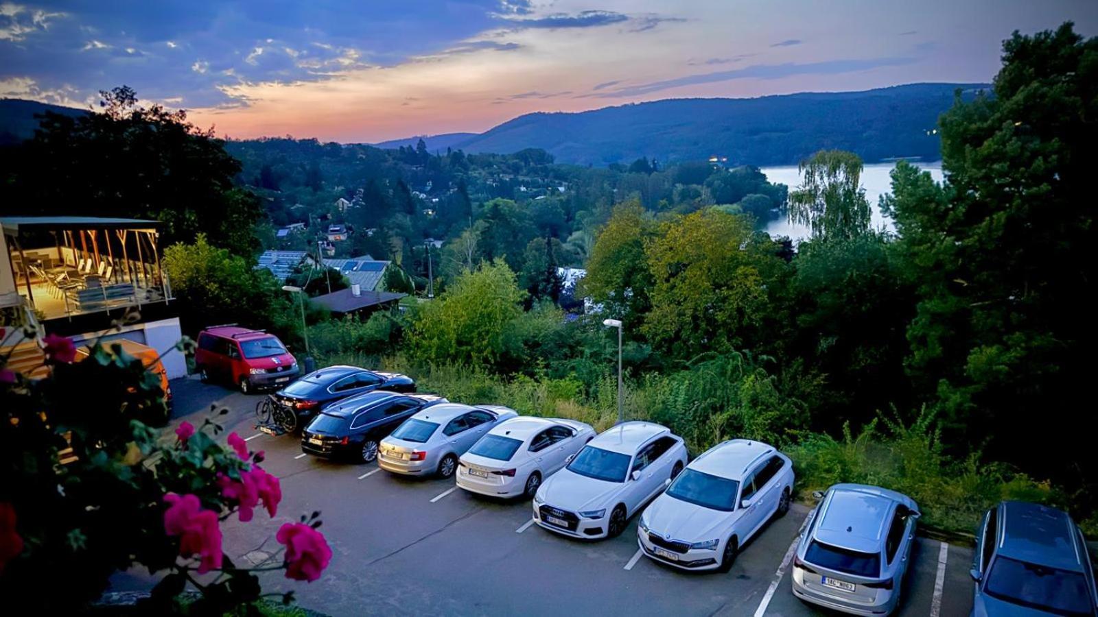 Penzion Kozi Horka U Brnenske Prehrady Brno Exterior foto
